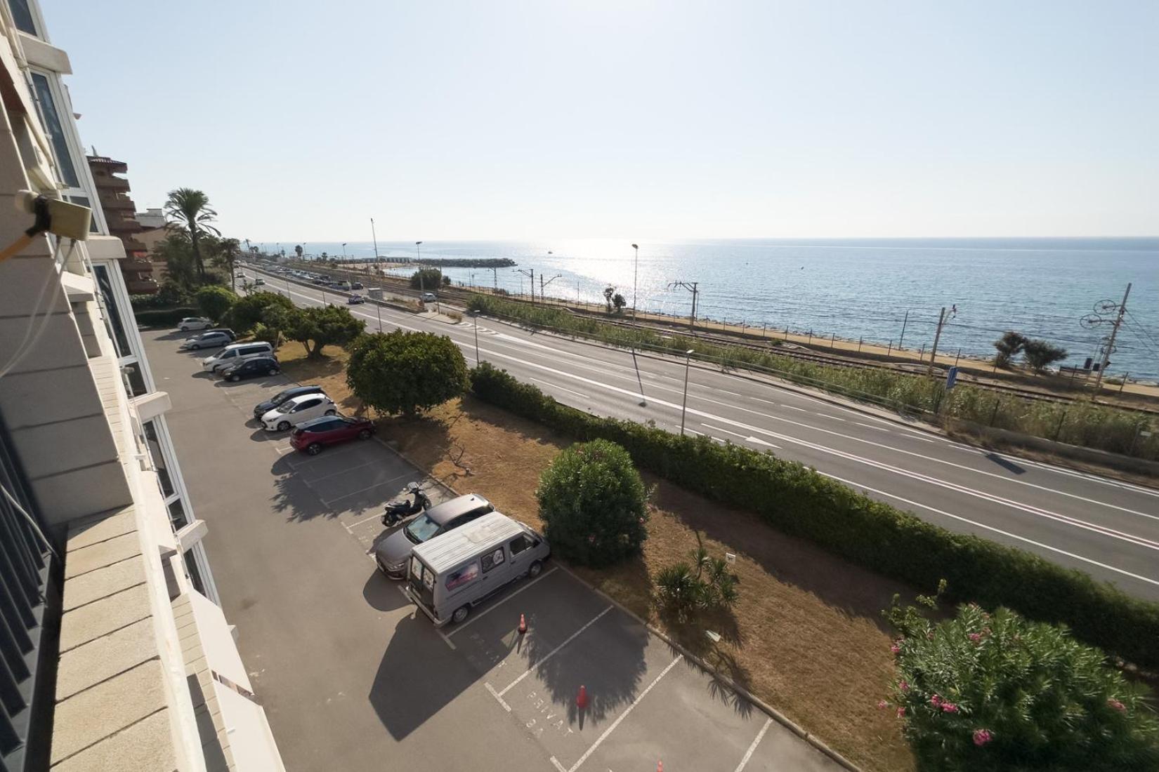 Impresionante Apartamento Delante Del Mar Vilassar De Mar Extérieur photo
